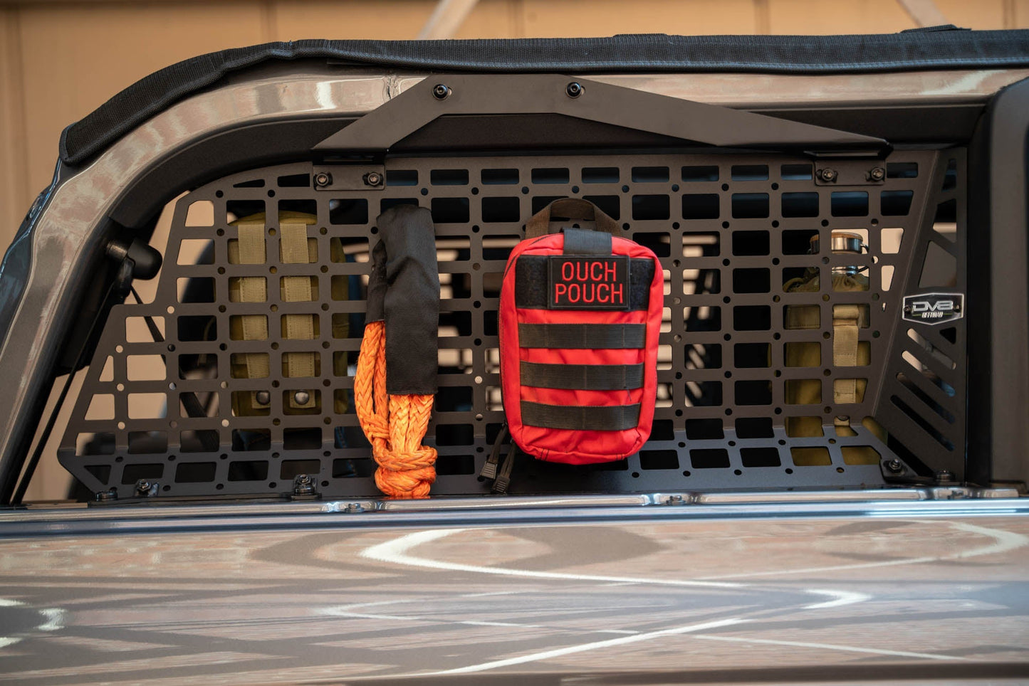 Ford-Bronco-2-Door-Rear-Window-Pocket-Molle-Panels-Installed-5.jpg