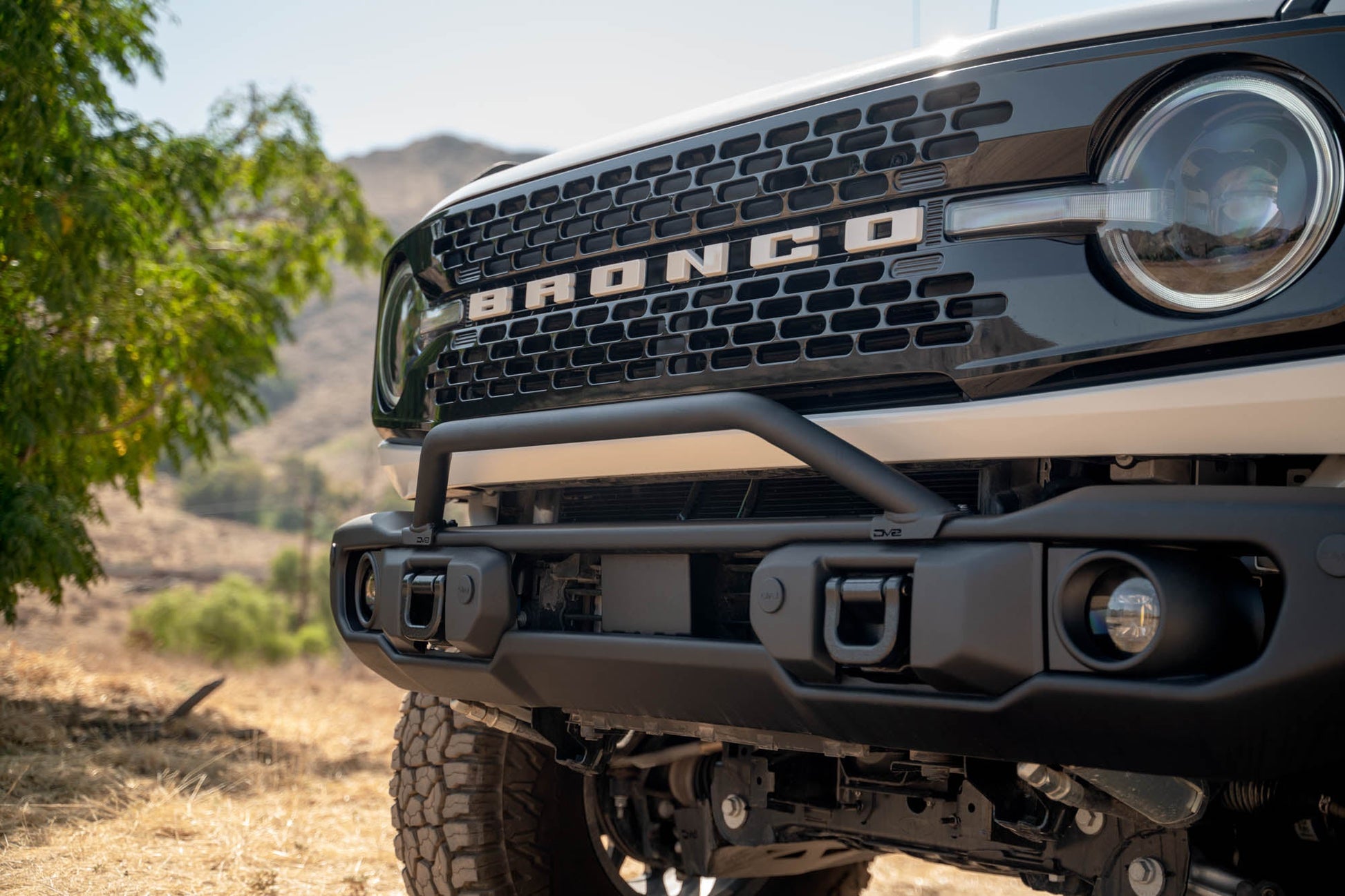 Ford-Bronco-Capable-Bull-Bar-Installed-9.jpg