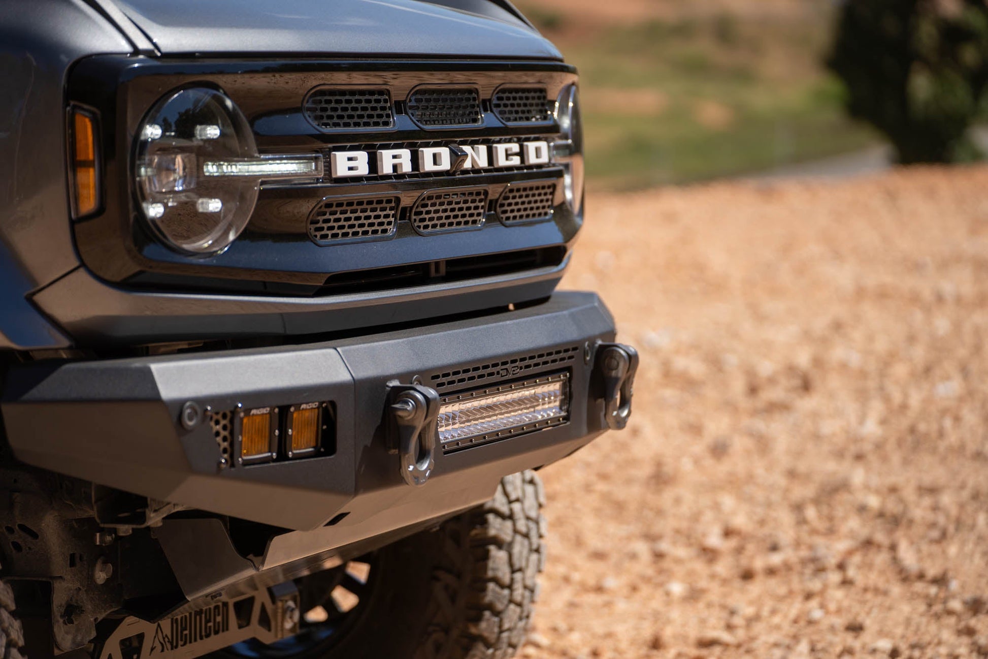 Ford-Bronco-OE-Plus-Series-Front-Bumper-Overland-America-5.jpg