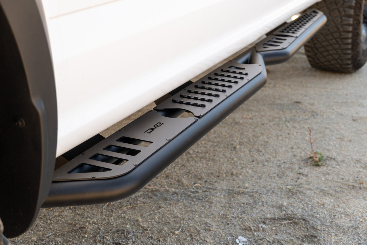 Ford-F-150-Crew-Cab-OE-Plus-Side-Steps-Installed-7.jpg