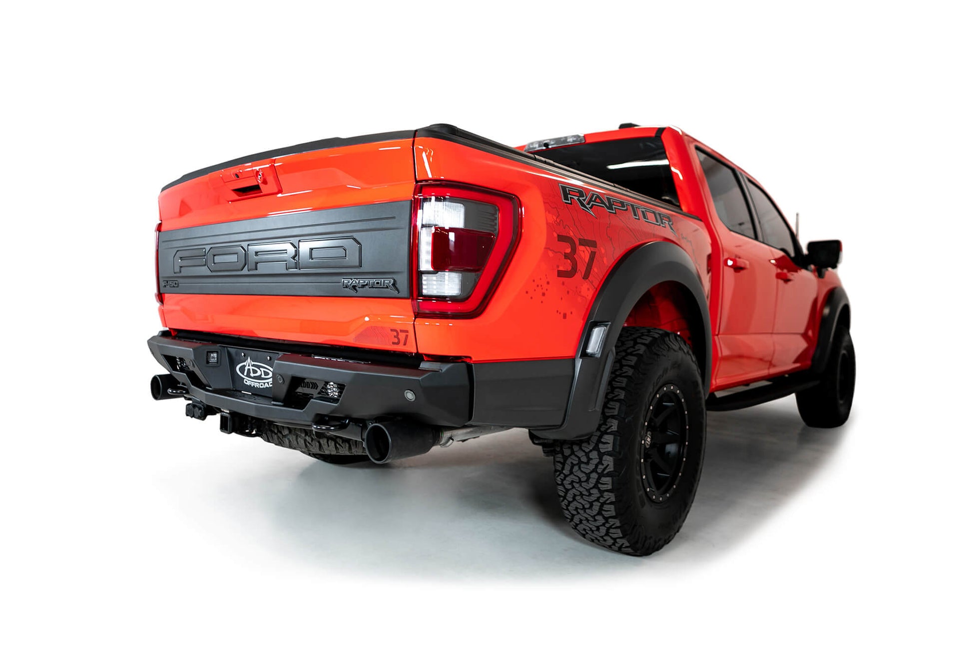 Ford-Raptor-Rear-Bumper_0185e4cc-f7ec-48b7-9ca1-5c5b31debaeb.jpg
