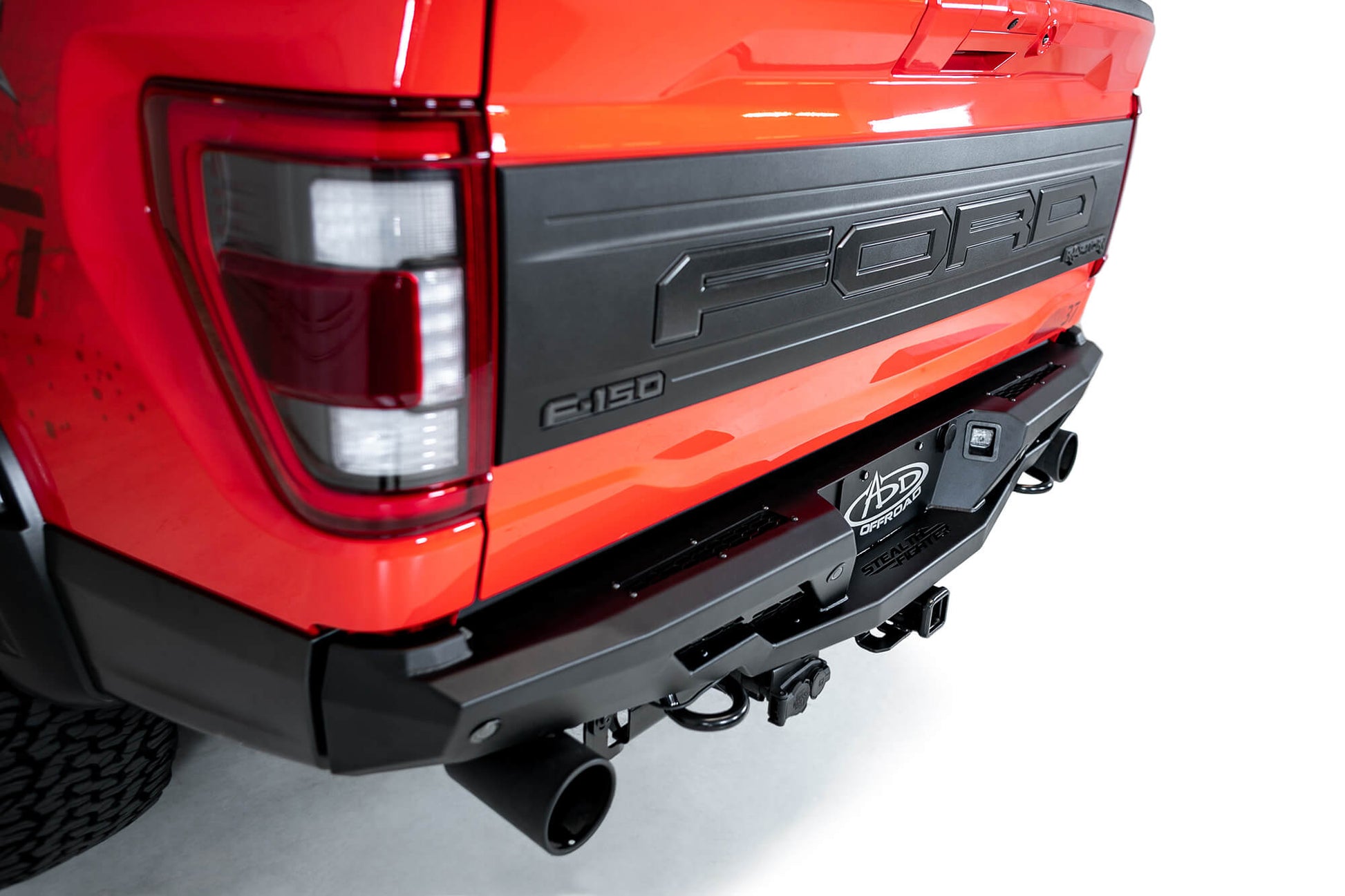 Ford-Raptor-Rear-Bumper_4375bdbb-90ee-4694-b788-e9c38e98b6f9.jpg