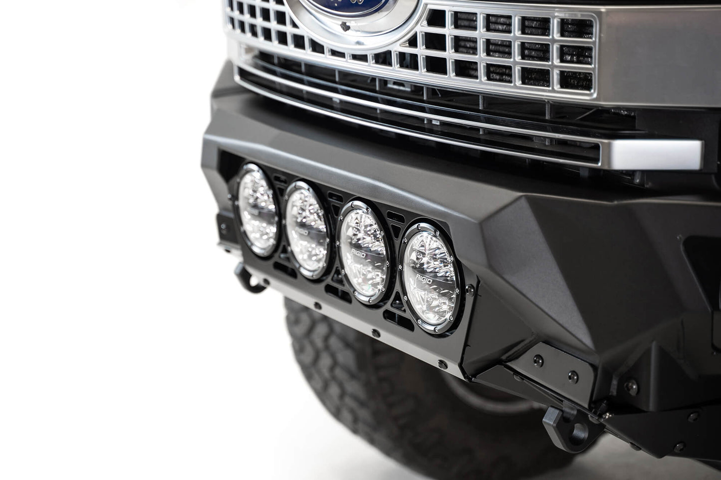 Ford-Super-Duty-bumper_d6f72b3c-17f5-4bf5-ba5c-f4dc5fff3d09.jpg