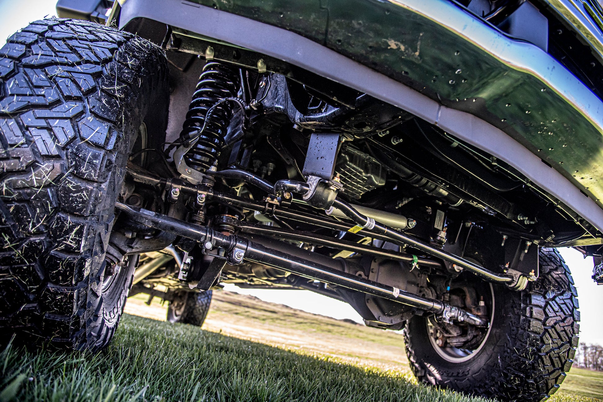 BDS Suspension 5 Inch Lift Kit w/ 4-Link | Ford F250/F350 Super Duty (23-25) 4WD | Gas - Trucks R Us