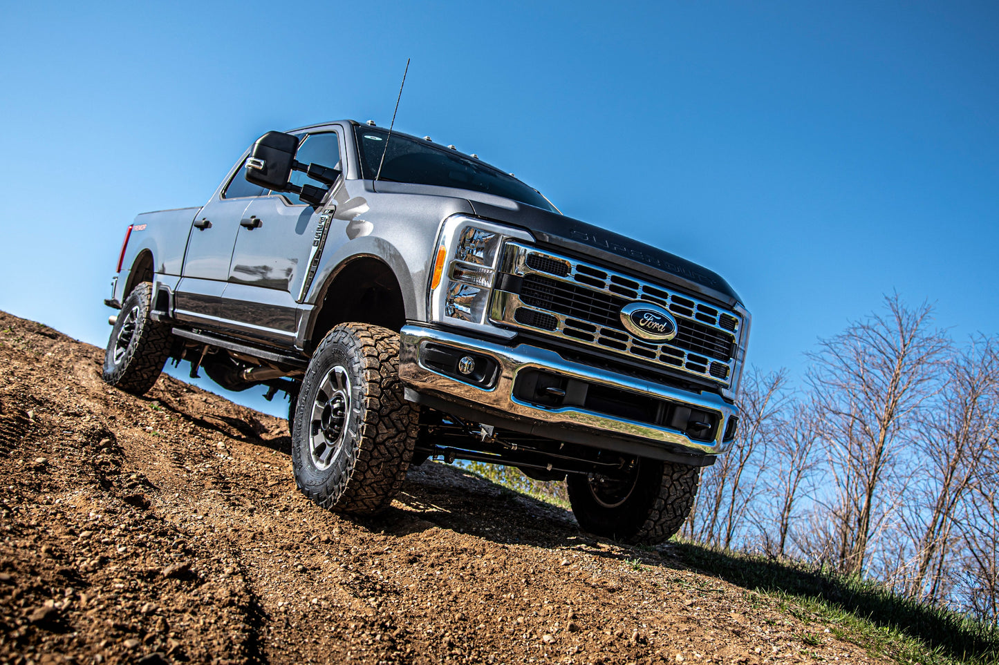 BDS Suspension 5 Inch Lift Kit w/ 4-Link | Ford F250/F350 Super Duty (23-25) 4WD | Gas - Trucks R Us