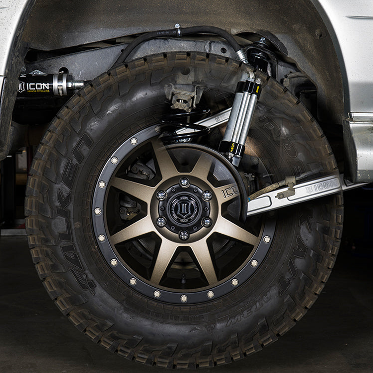 GX_GHOST_REAR_SQUARE.jpg