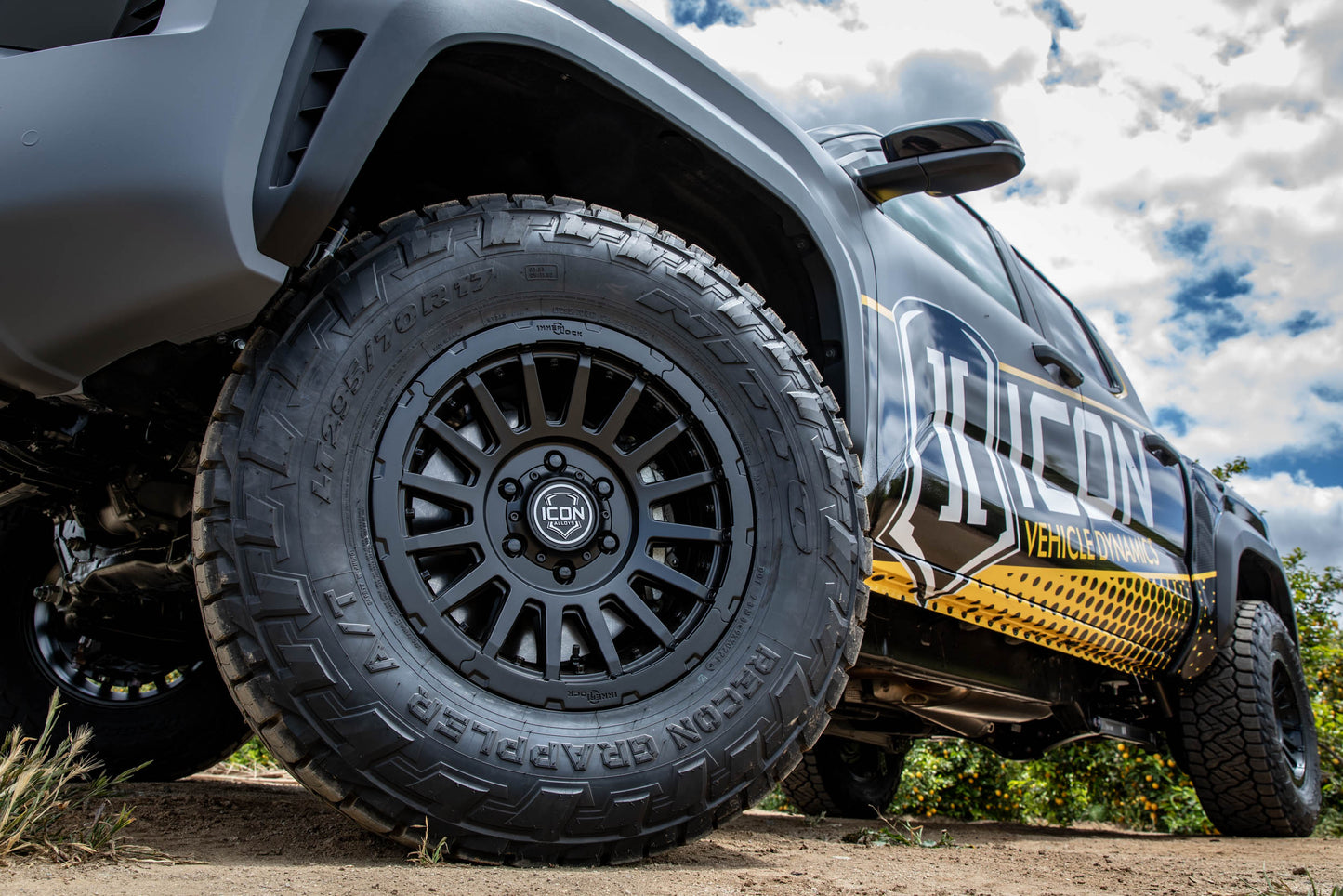 ICON_2024-Toyota-Tacoma-Suspension_Alloys-Wheels-Recon-SLX_Web-Res-24.jpg