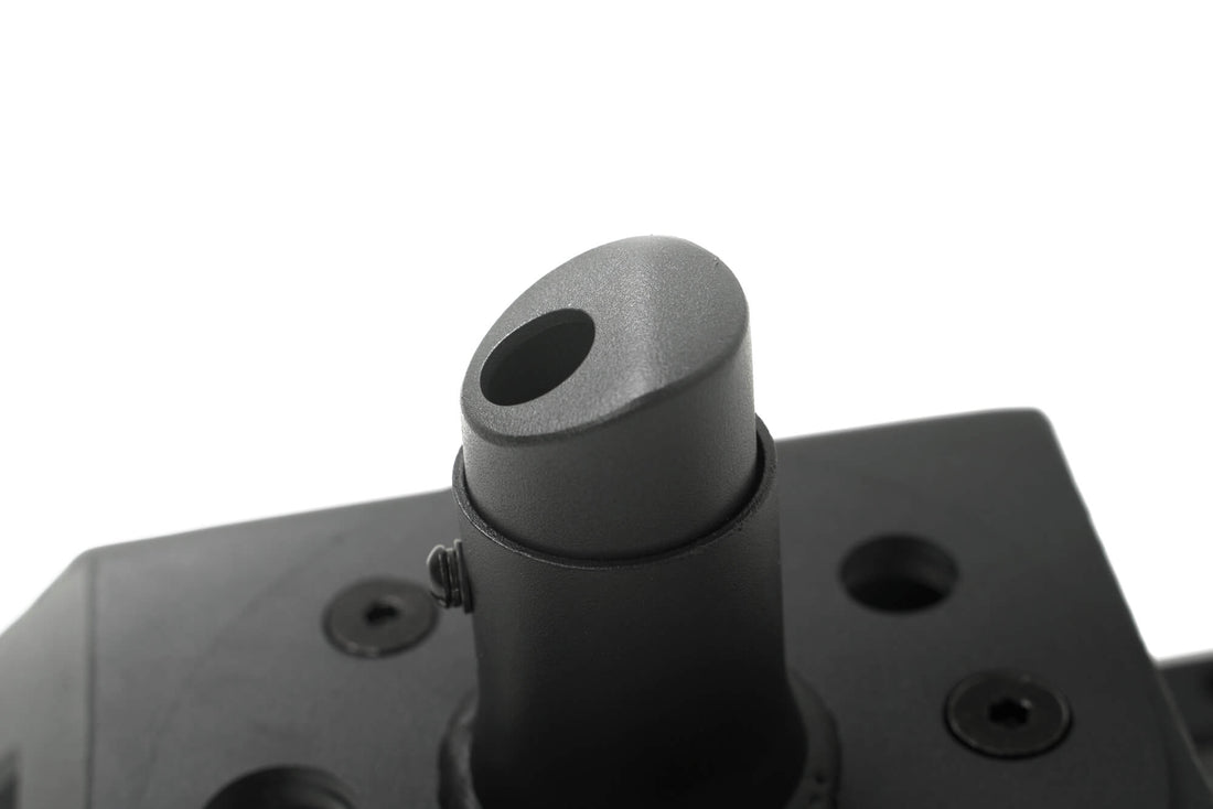 Jeep-JL-Bumper-Mounted-Tire-Carrier_Offtruck-02.jpg