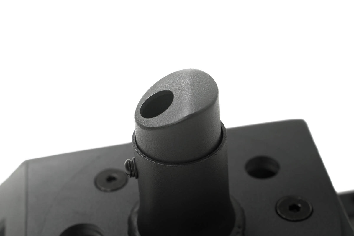 Jeep-JL-Bumper-Mounted-Tire-Carrier_Offtruck-02.jpg