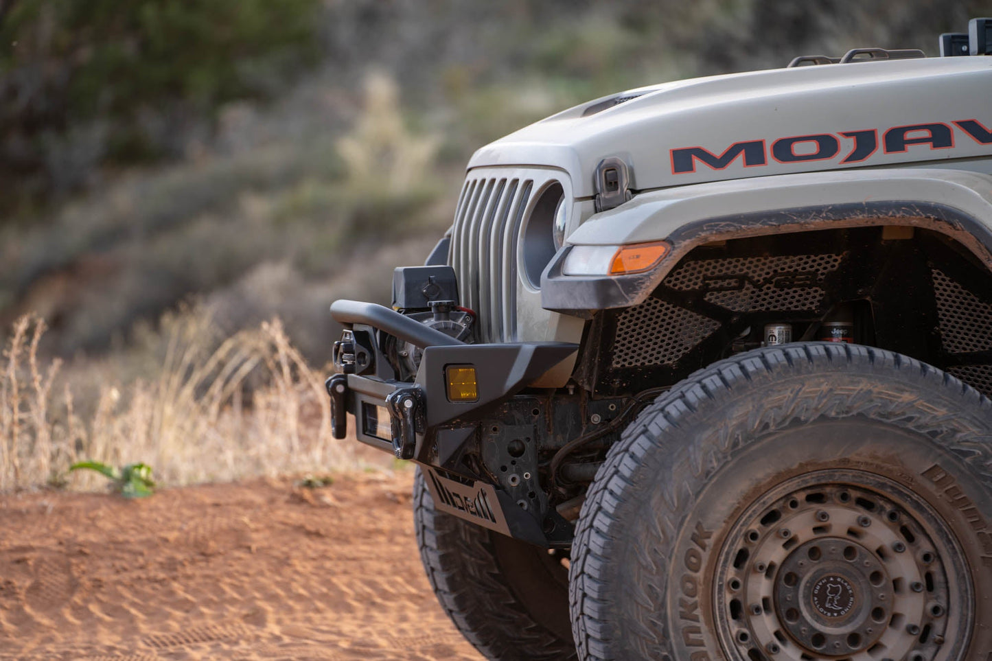 Jeep-Wrangler-JK-JL-_-Gladiator-JT-FS-7-Mid-Width-Winch-Front-Bumper-2.jpg