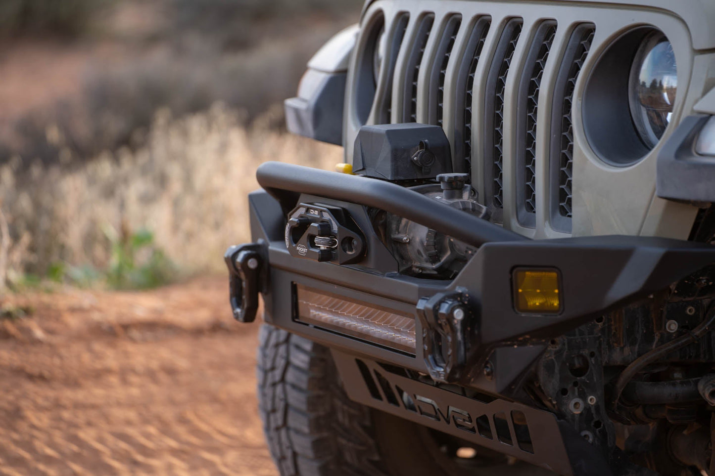 Jeep-Wrangler-JK-JL-_-Gladiator-JT-FS-7-Mid-Width-Winch-Front-Bumper-3.jpg