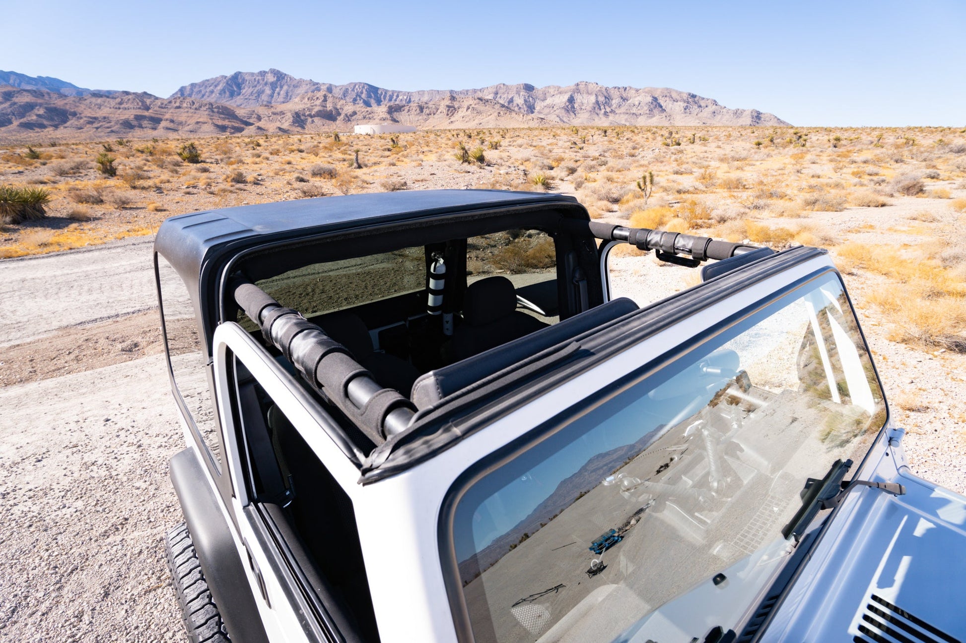 Jeep-Wrangler-TJ-Hardtop-02.jpg