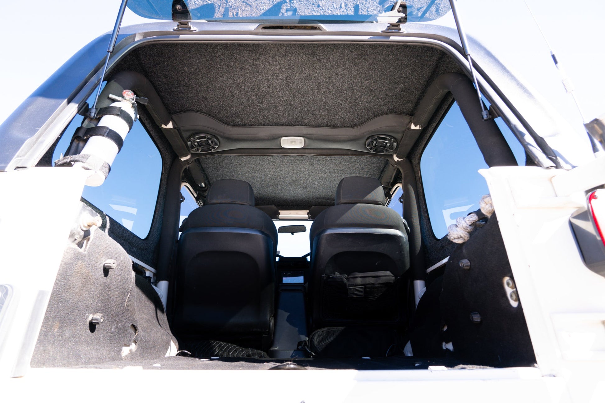 Jeep-Wrangler-TJ-Hardtop-17.jpg