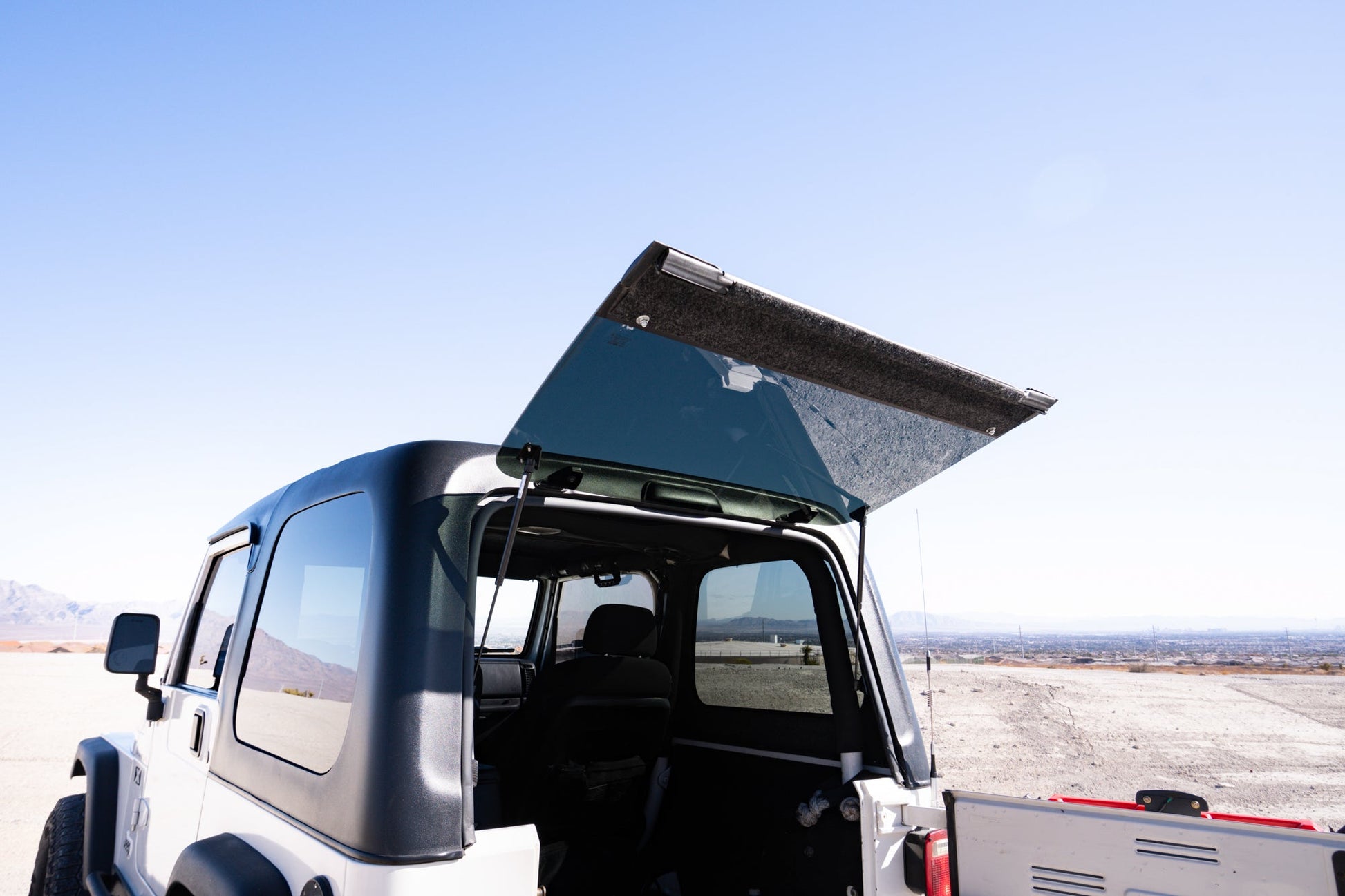 Jeep-Wrangler-TJ-Hardtop-19.jpg
