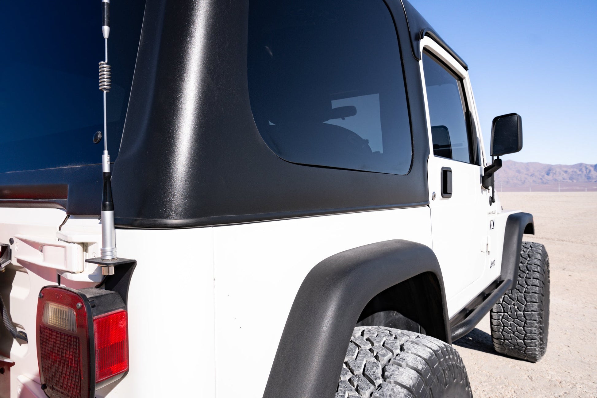 Jeep-Wrangler-TJ-Hardtop-28.jpg