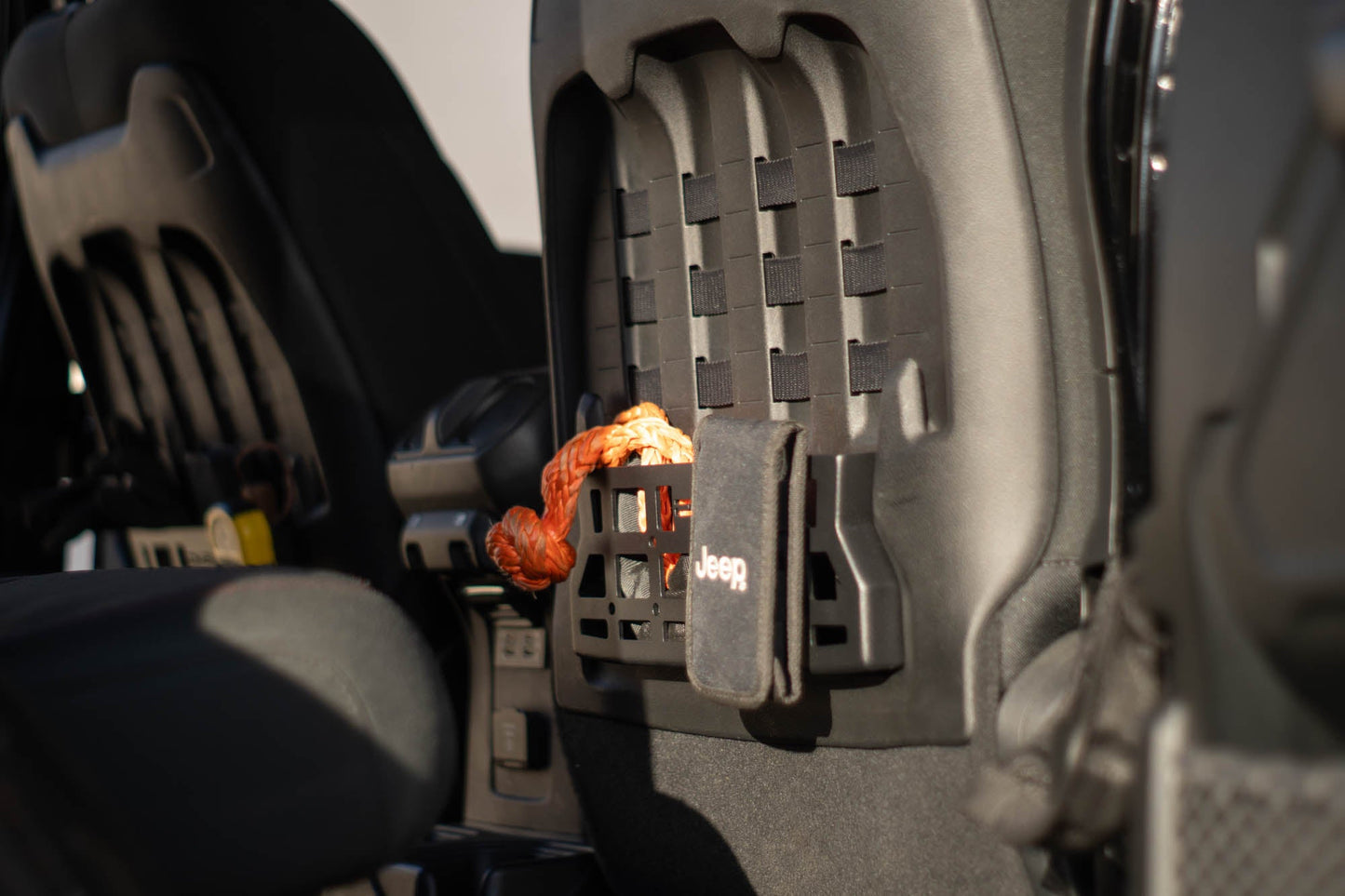 Jeep-Wrangler-_-Gladiator-Rubicon-Seat-Back-Molle-Pockets-w-straps-4.jpg