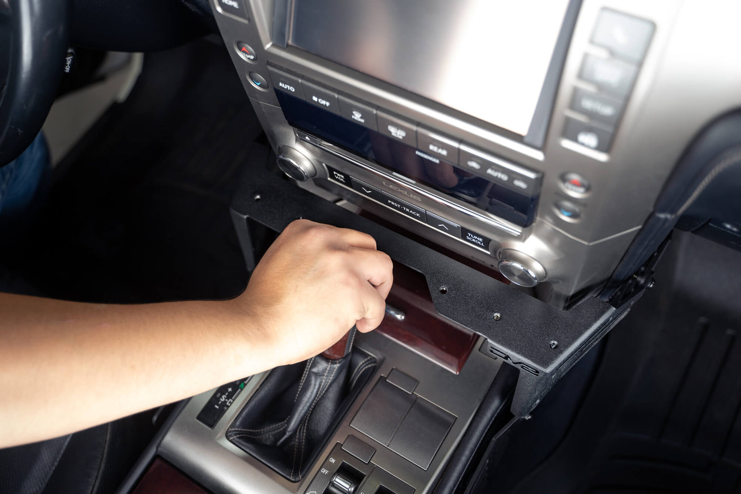Lexus-GX-460-Center-Console-Molle-Panels-_-Digital-Device-Bridge_Installed-6.jpg