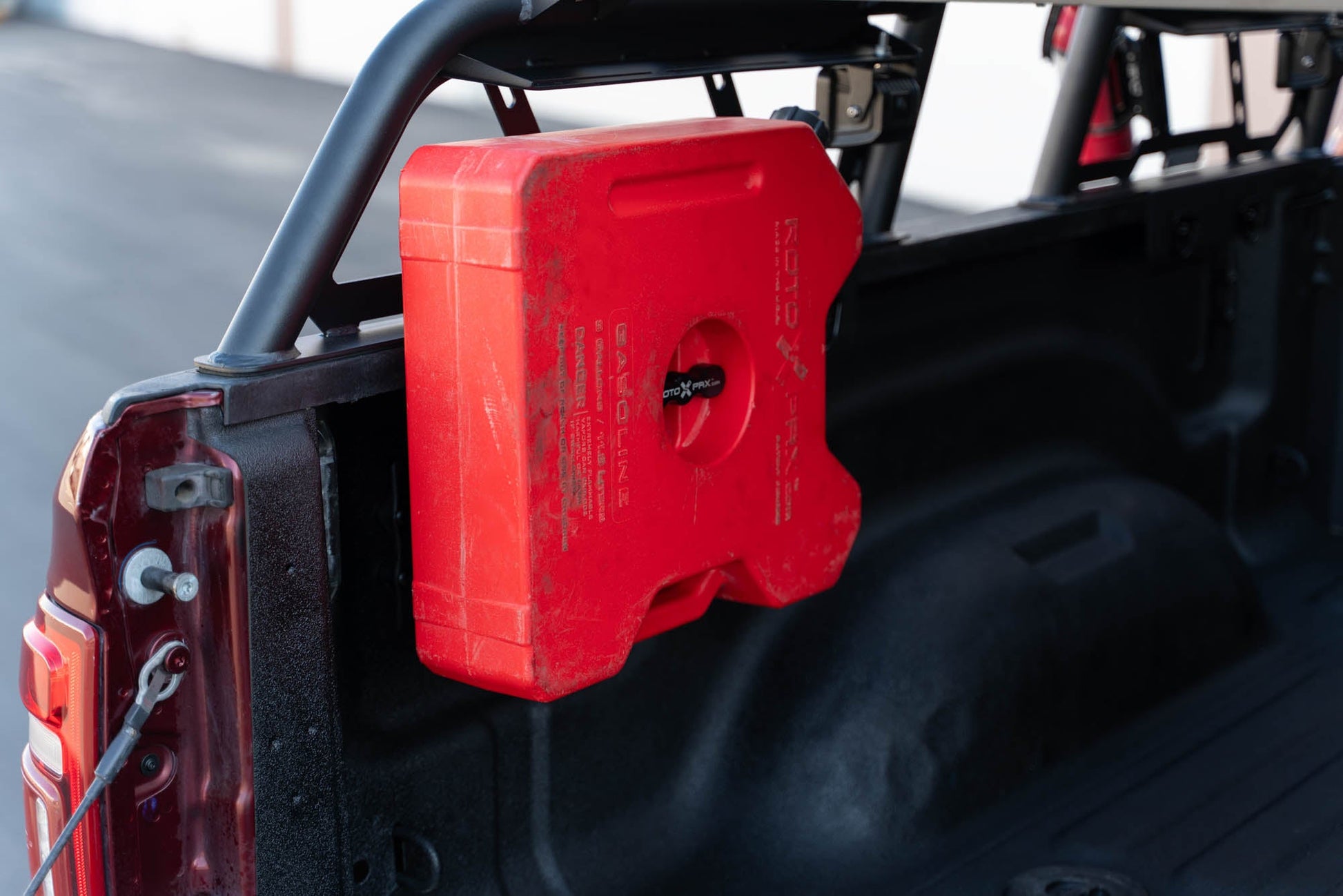 MTO-Series-Full-Size-Truck-Bed-Rack-Universal_Installed_17.jpg