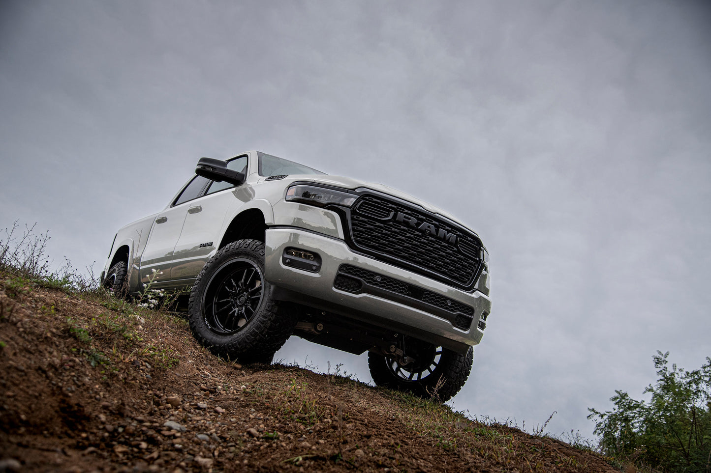 BDS Suspension 5 Inch Lift Kit | FOX 2.5 Performance Elite Coil-Over | Ram 1500 Rebel (25-26) 4WD - Trucks R Us