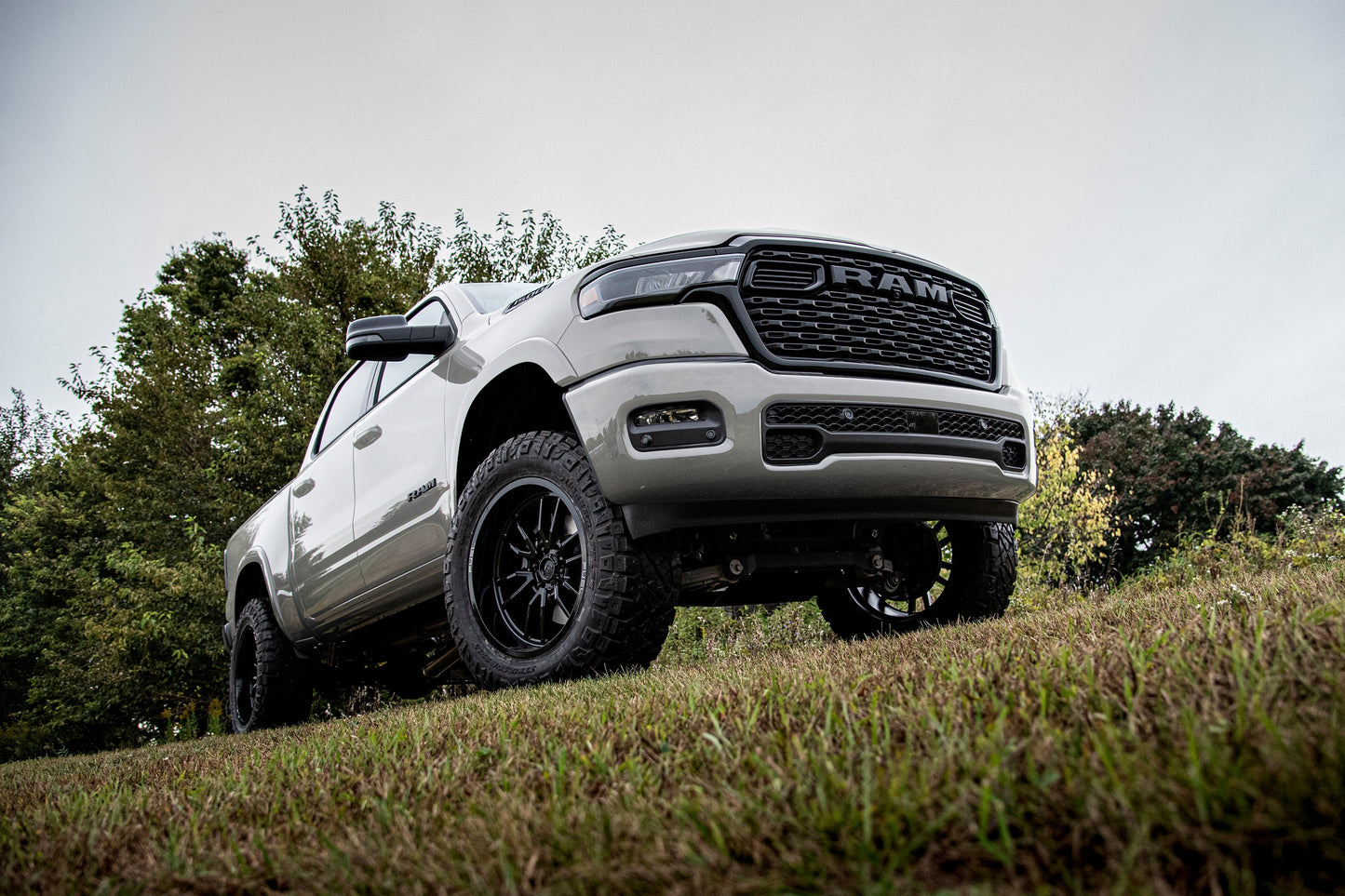 BDS Suspension 5 Inch Lift Kit | FOX 2.5 Performance Elite Coil-Over | Ram 1500 Rebel (25-26) 4WD - Trucks R Us