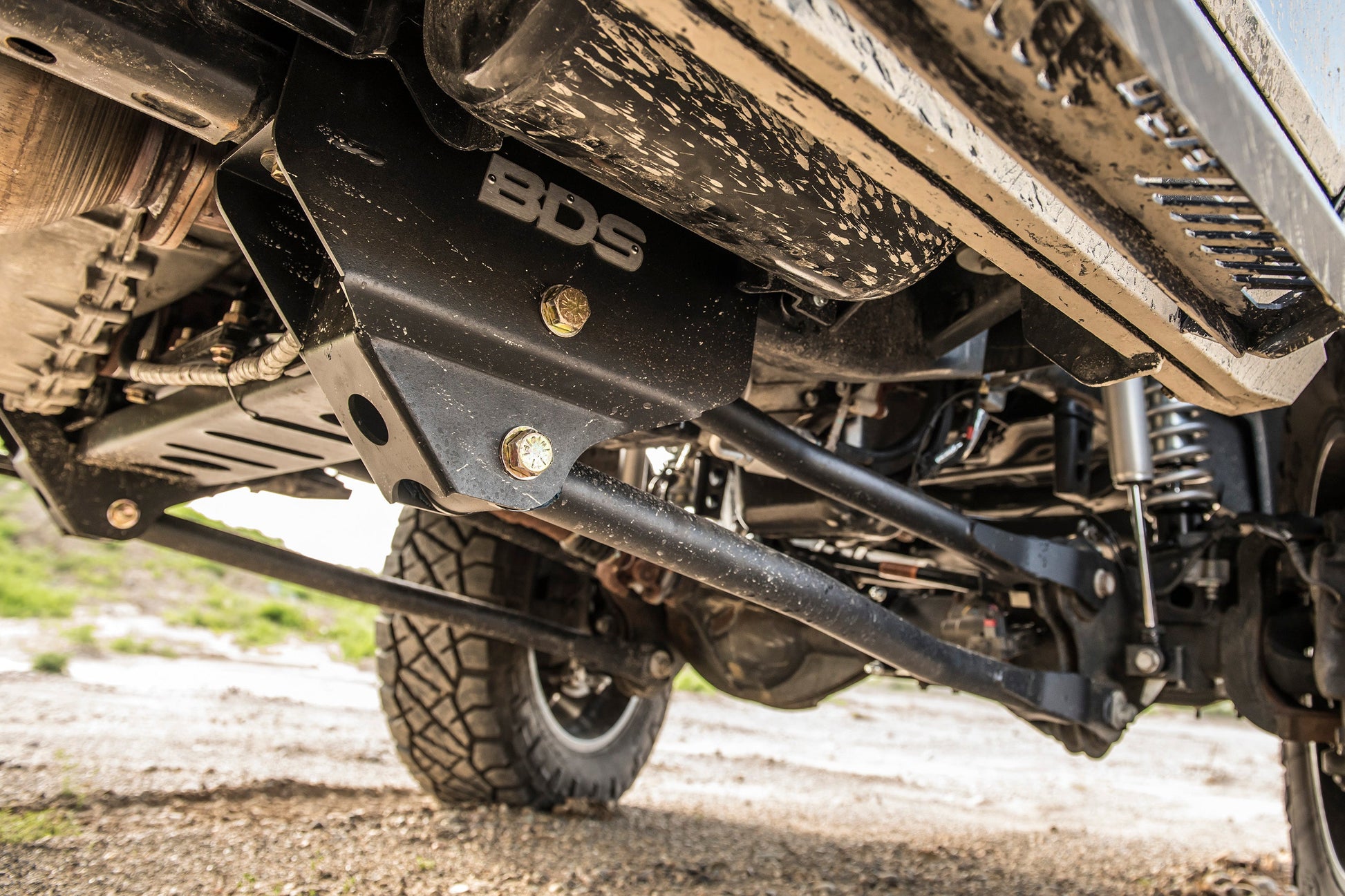 BDS Suspension 4 Inch Lift Kit w/ 4-Link | Ram 3500 w/ Rear Air Ride (19-24) 4WD | Gas - Trucks R Us