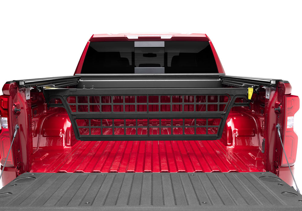 RNLroll-n-lock-cargo-manager-e-series-2019-chevrolet-silverado-red-studio-08.jpg