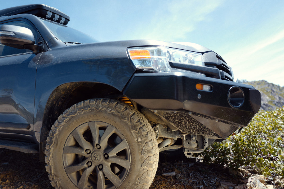 2" Foam Cell Pro Suspension Lift Kit for Toyota Land Cruiser 200 Series (2008-2021)
