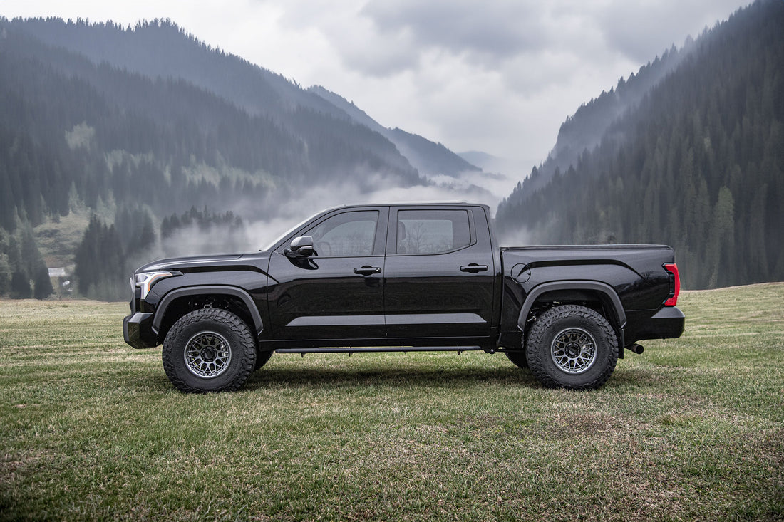 BDS Suspension 3 Inch Lift Kit | FOX 2.5 Performance Elite Series | Toyota Tundra (22-25) 4WD - Trucks R Us
