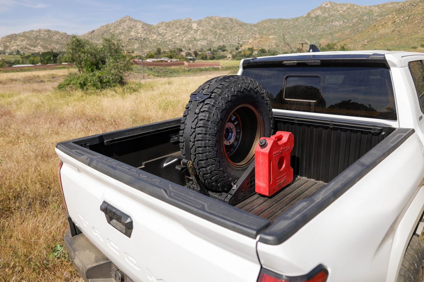 Truck-Bed-Universal-Tire-Carrier-_-Accessory-Mount-Installed-4.jpg