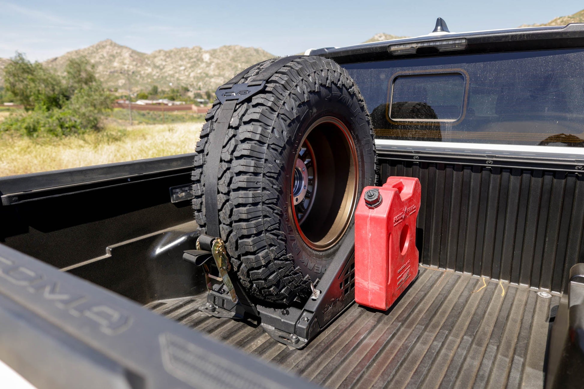 Truck-Bed-Universal-Tire-Carrier-_-Accessory-Mount-Installed-5.jpg
