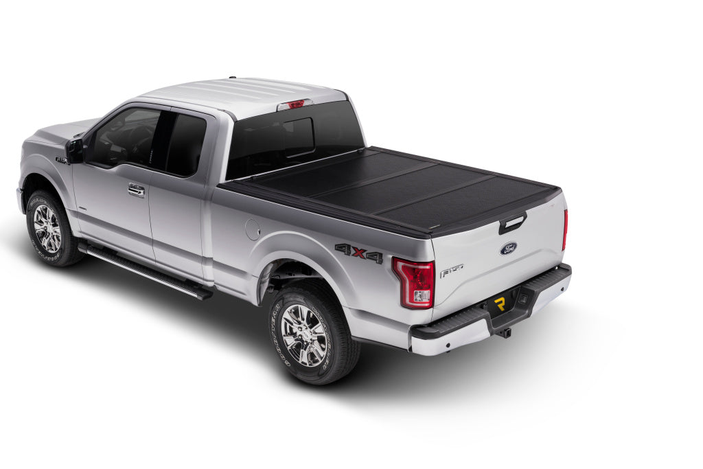 UC_Flex_17FordF150_Silver_Closed_RT.jpg