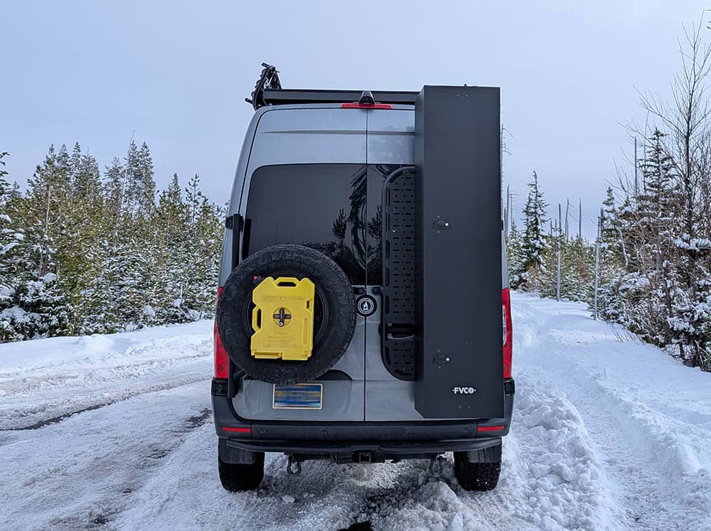 UN1108B-ski-locker-driving-to-mtn.jpg