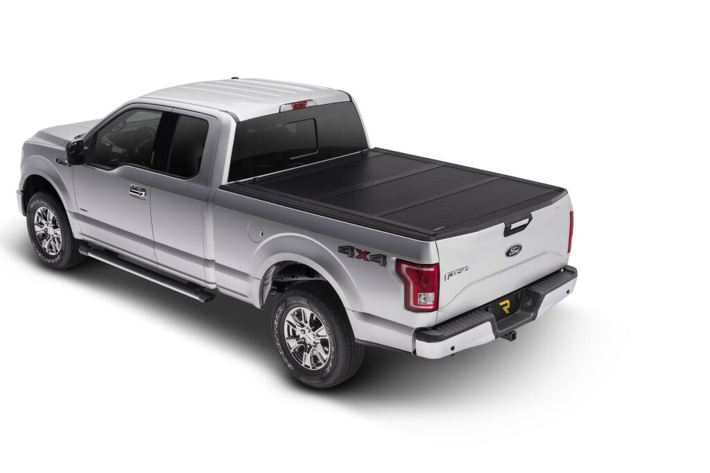 UNDUC_Flex_17FordF150_Silver_Closed_RT.jpg