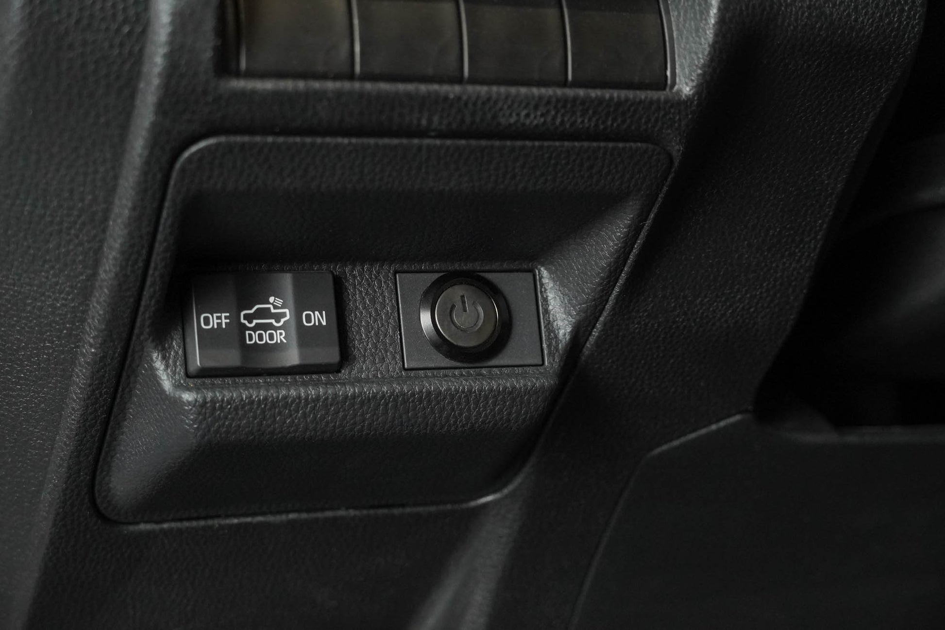 UNWH-03_Installed-4.jpg