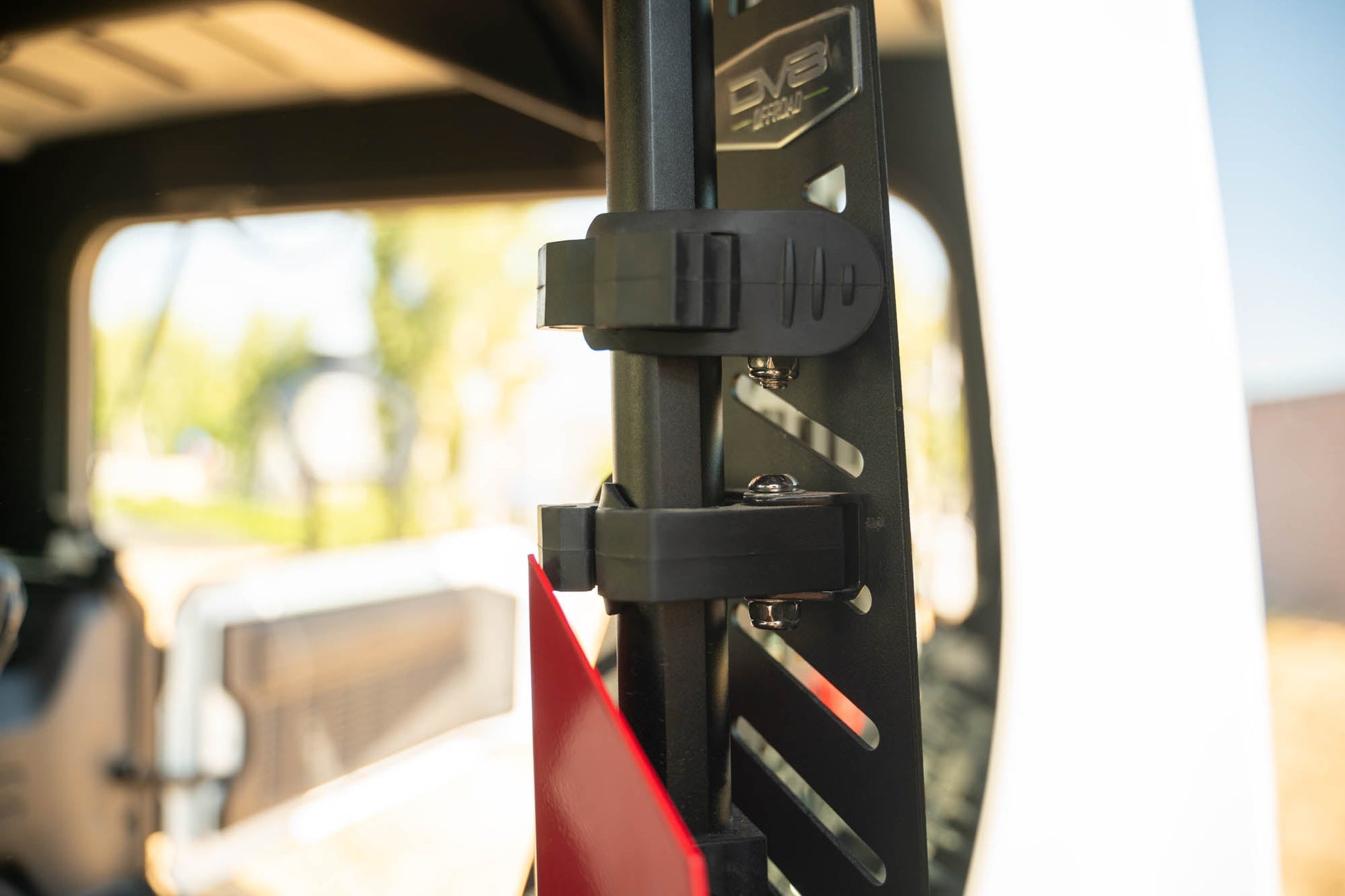 Universal-Quick-Release-Tool-Mounts-Pair-Installed-2.jpg