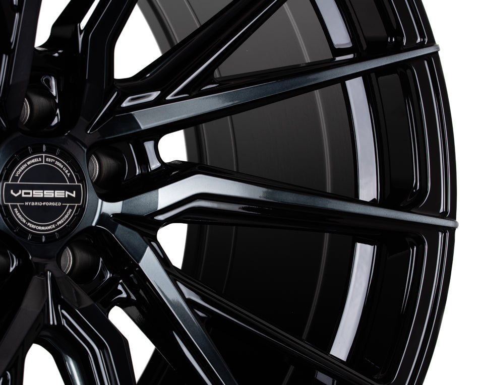 Vossen HF-4T Wheel | 22x12 | +43mm Right | 5x130 Bolt Pattern