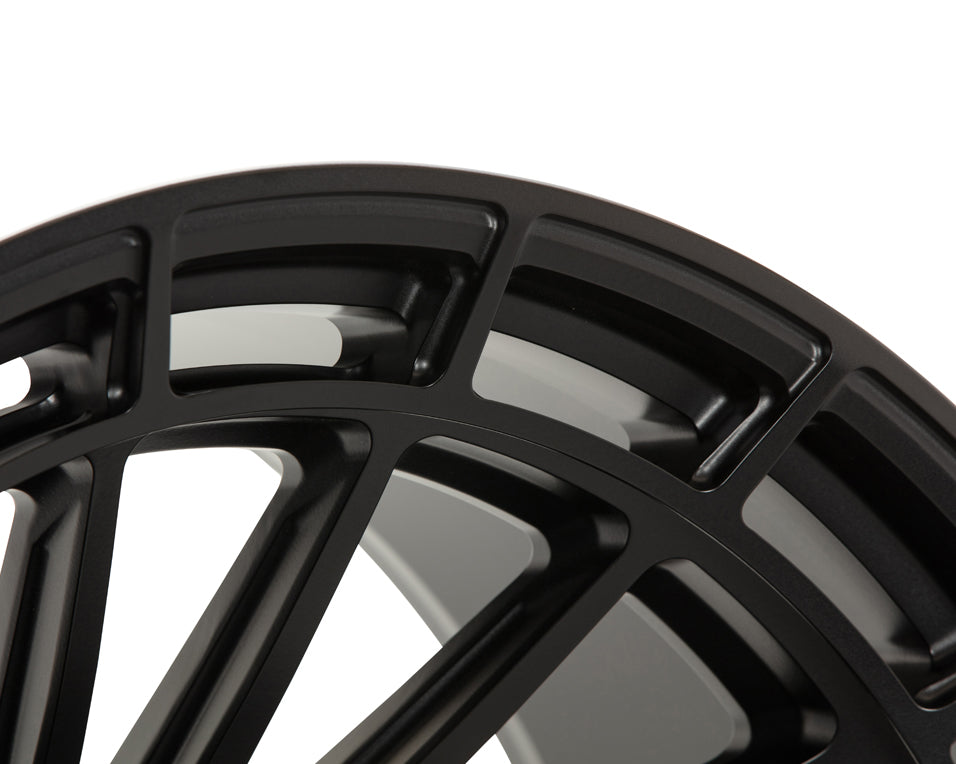 Vossen LCX-01 Wheel | 22x9.5 | +30mm | 6x135 Bolt Pattern