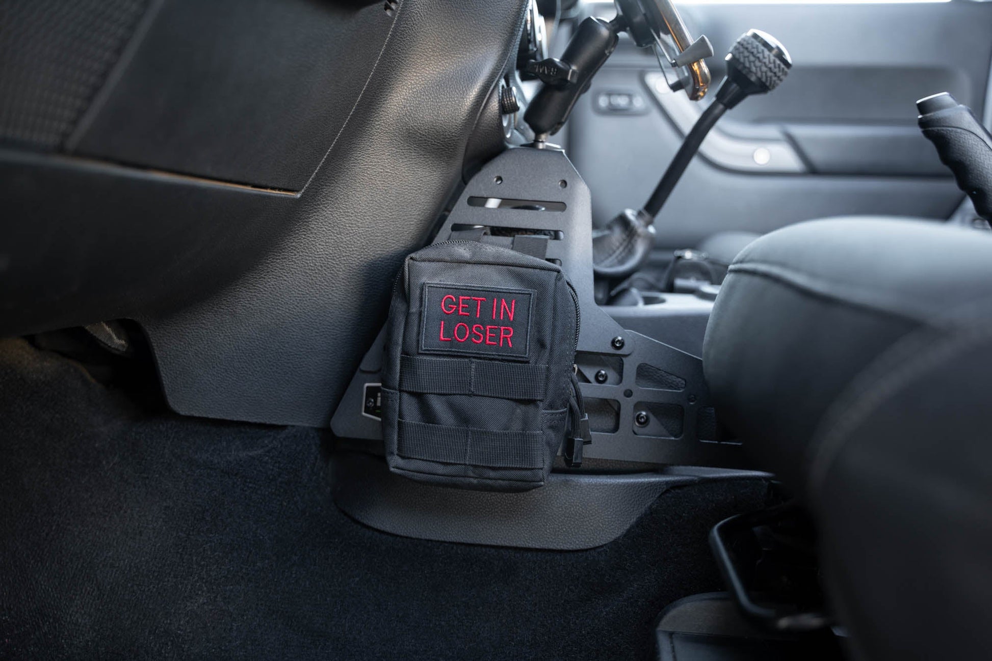 Wrangler-JK-Center-Console-Molle-Panels-_-Device-Bridge-Manual_02.jpg