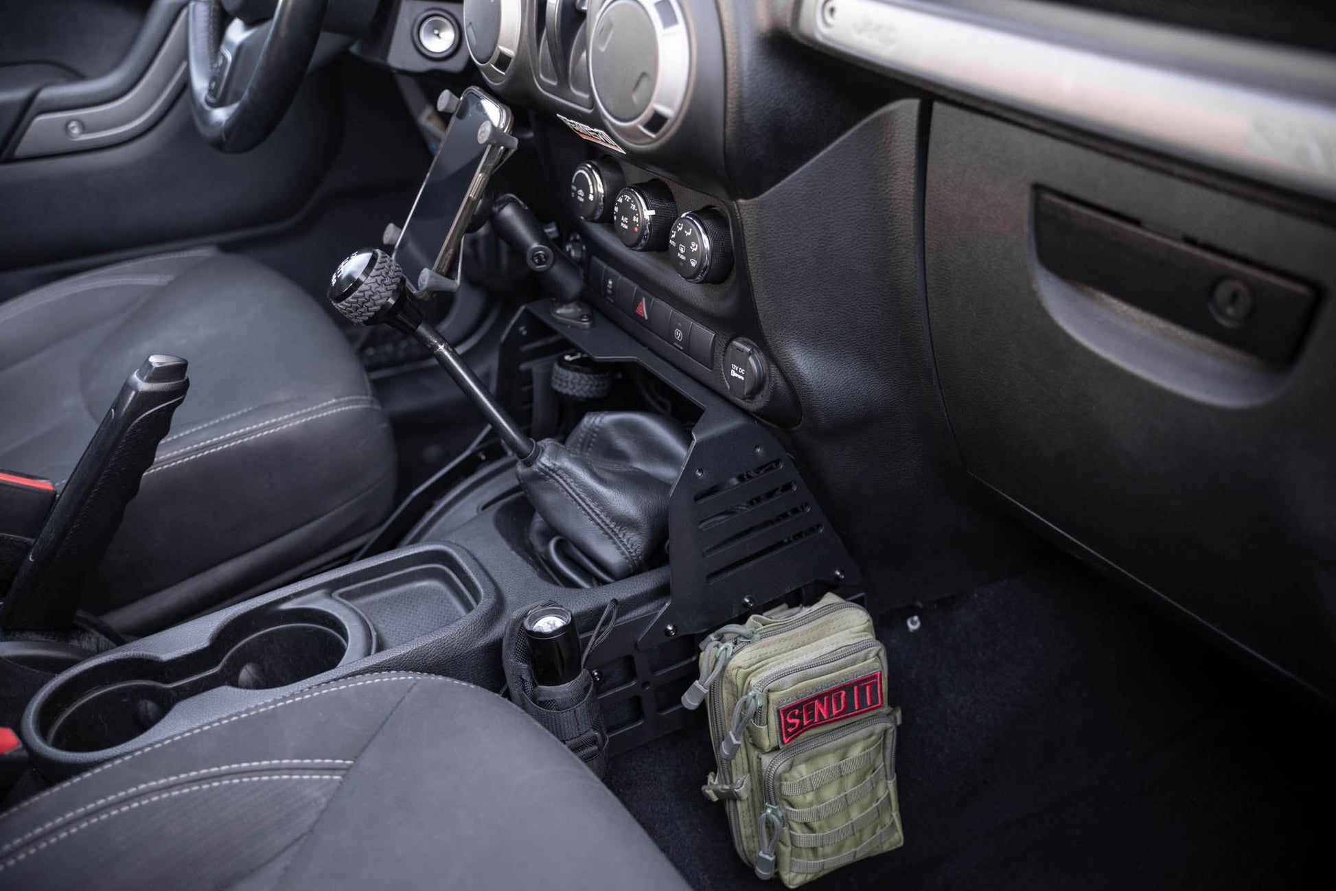 Wrangler-JK-Center-Console-Molle-Panels-_-Device-Bridge-Manual_03.jpg