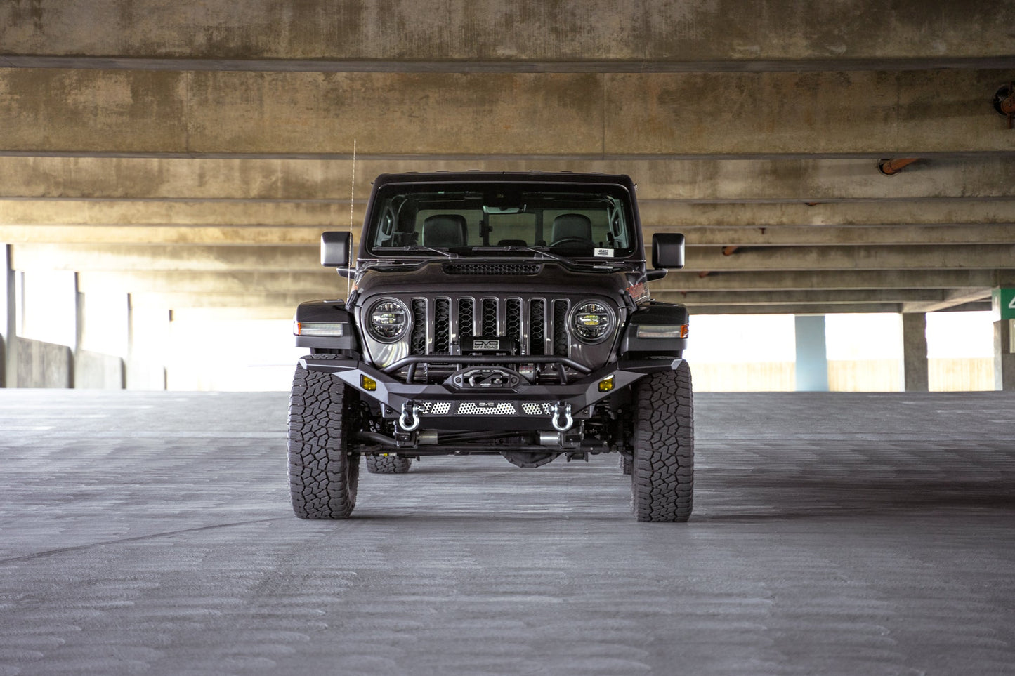 Wrangler-JK-JL-Gladiator-JT-MTO-Series-Front-Bumper_installed_4.jpg