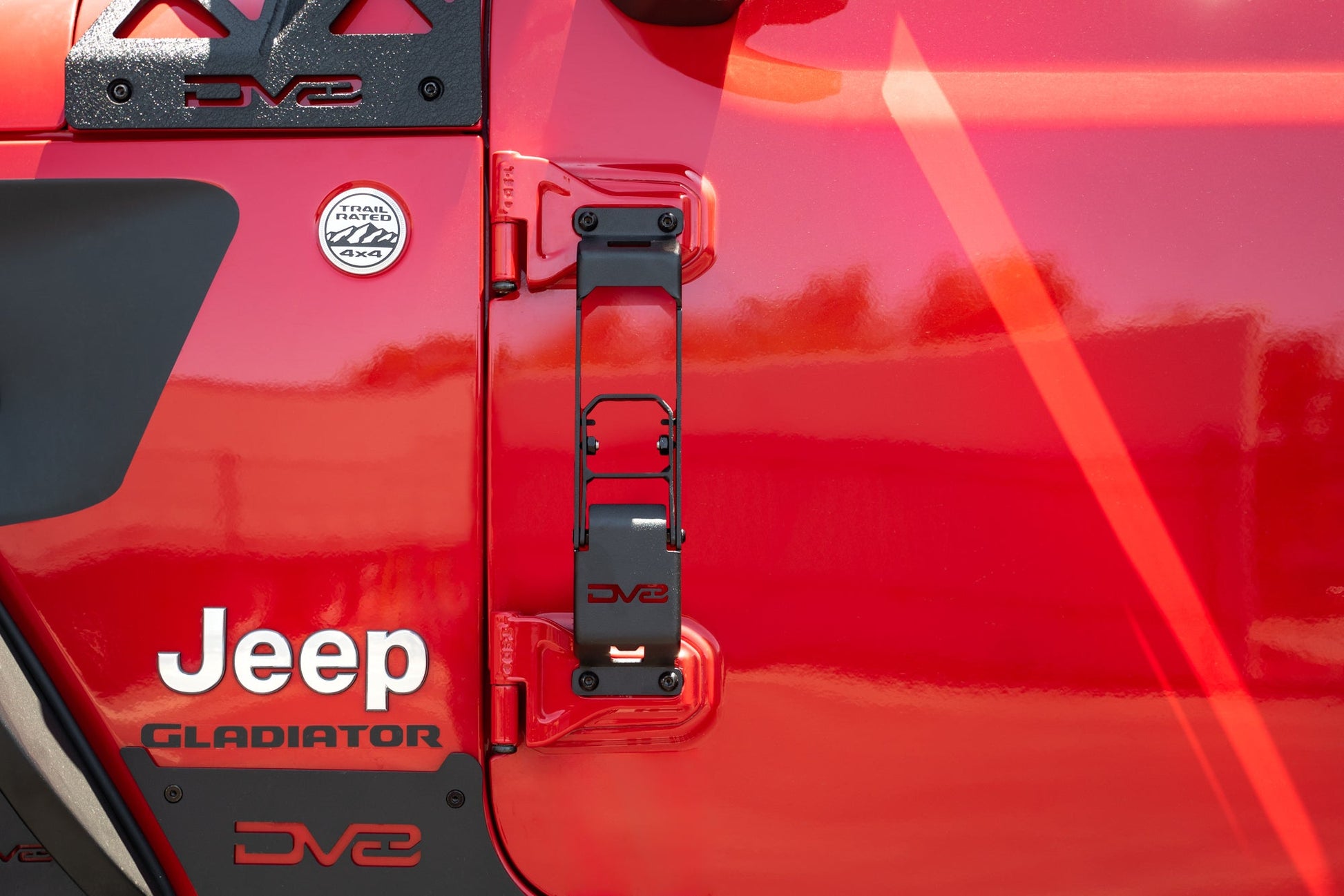Wrangler-JK-JL-_-Gladiator-JT-Hinge-Mounted-Steps_Installed_3.jpg