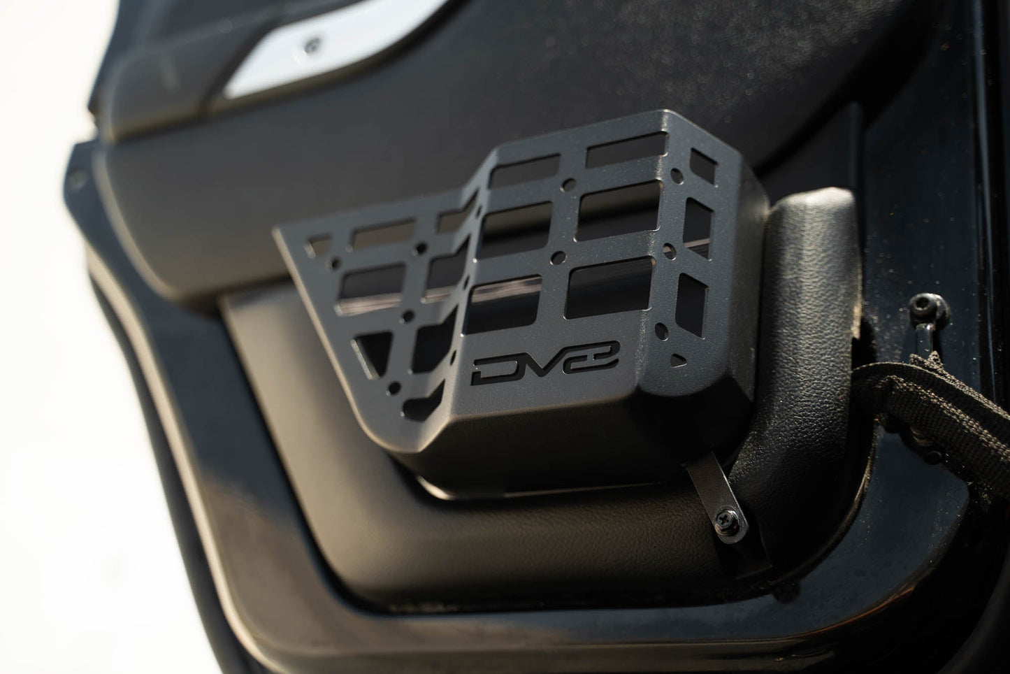 Wrangler-JK-Rear-Door-Pocket-Molle-Panels-Installed-6.jpg