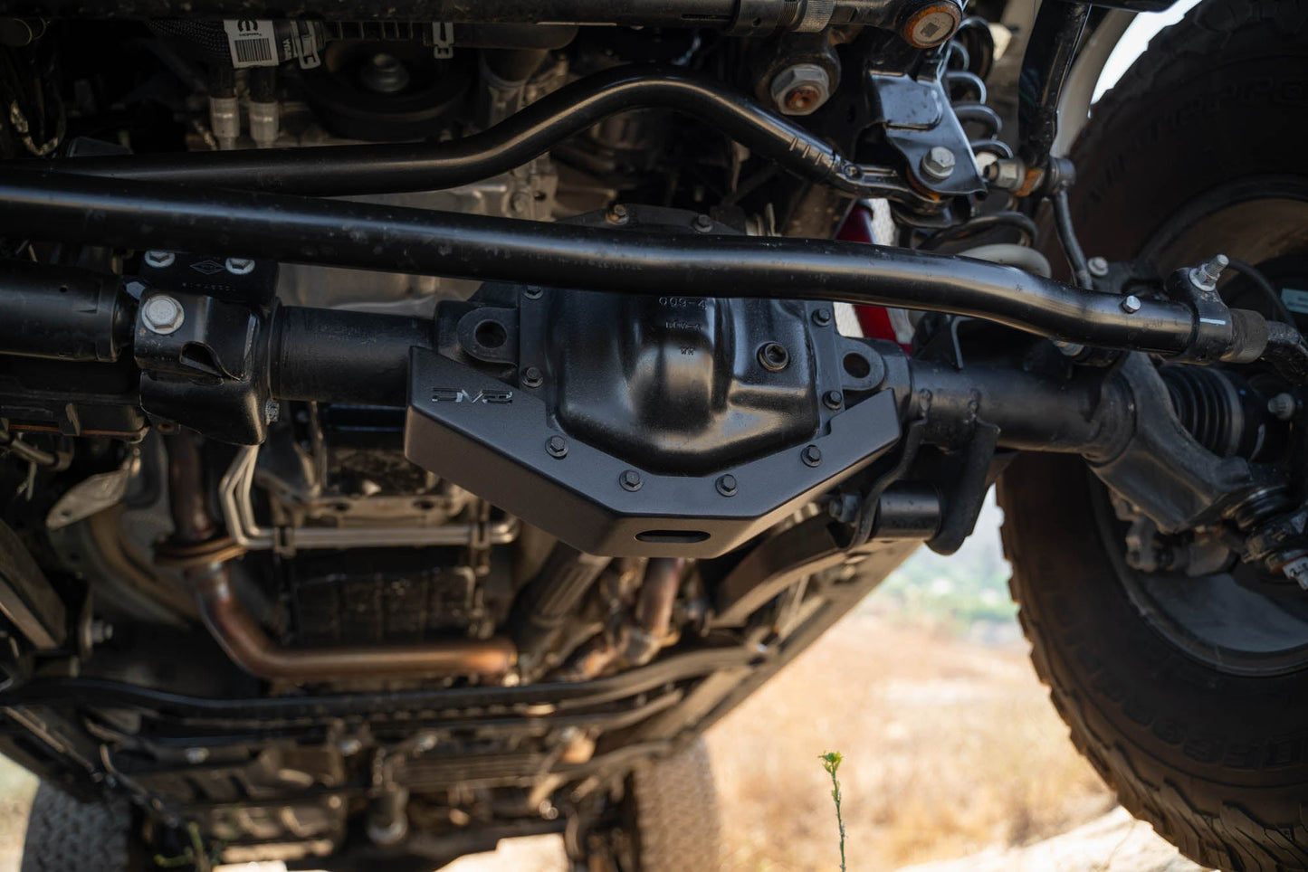 Wrangler-JL-Gladiator-JT-Front-Differential-Skid-Plate-Installed-2.jpg