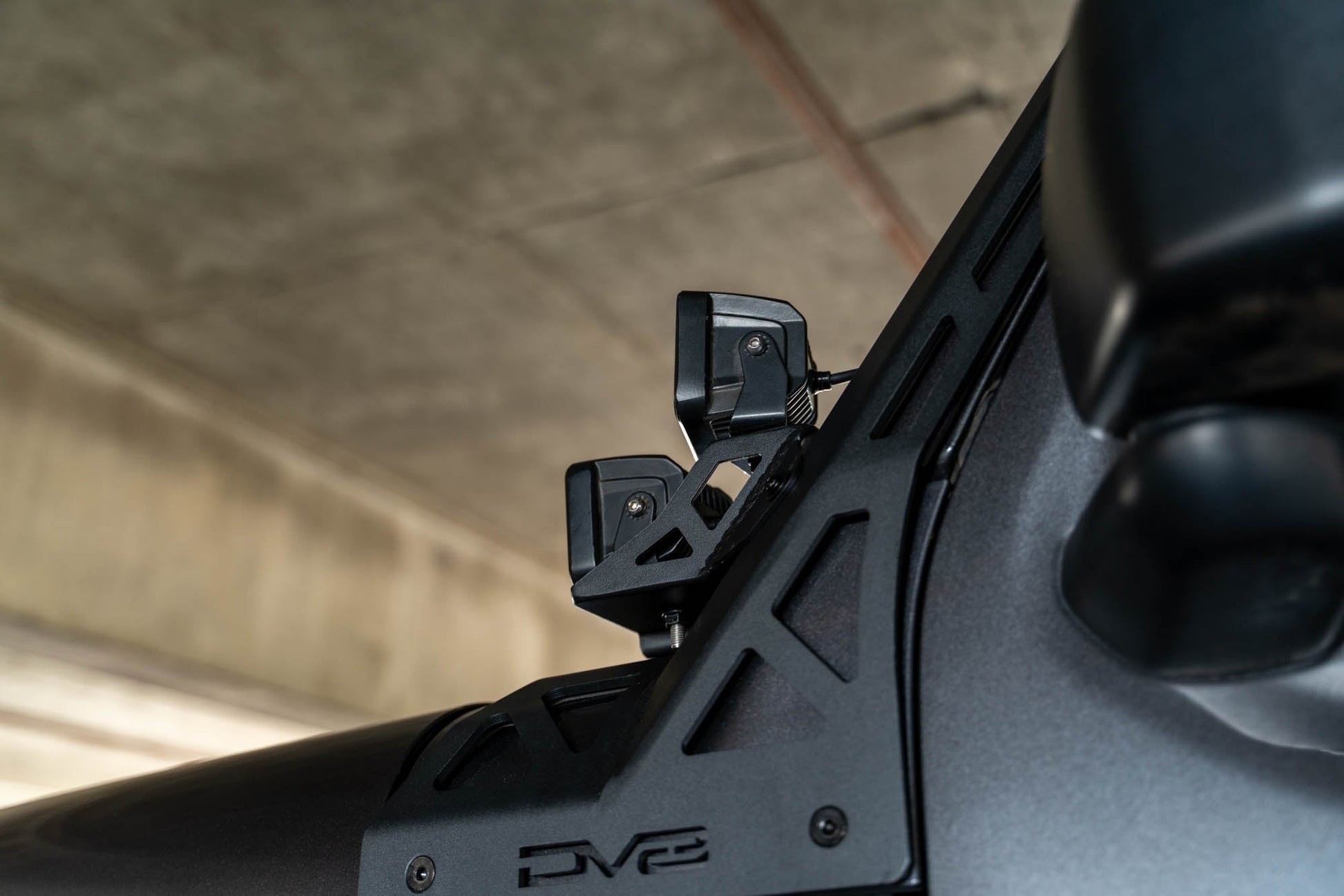 Wrangler-JL-_-Gladiator-JT-A-Pillar-Dual-Light-Pod-Mounts_12.jpg