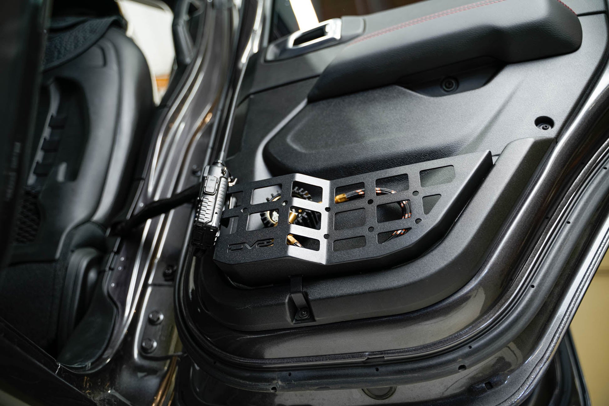 Wrangler-JL-_-Gladiator-JT-Rear-Door-Pocket-Molle-Panels-Installed-03.jpg