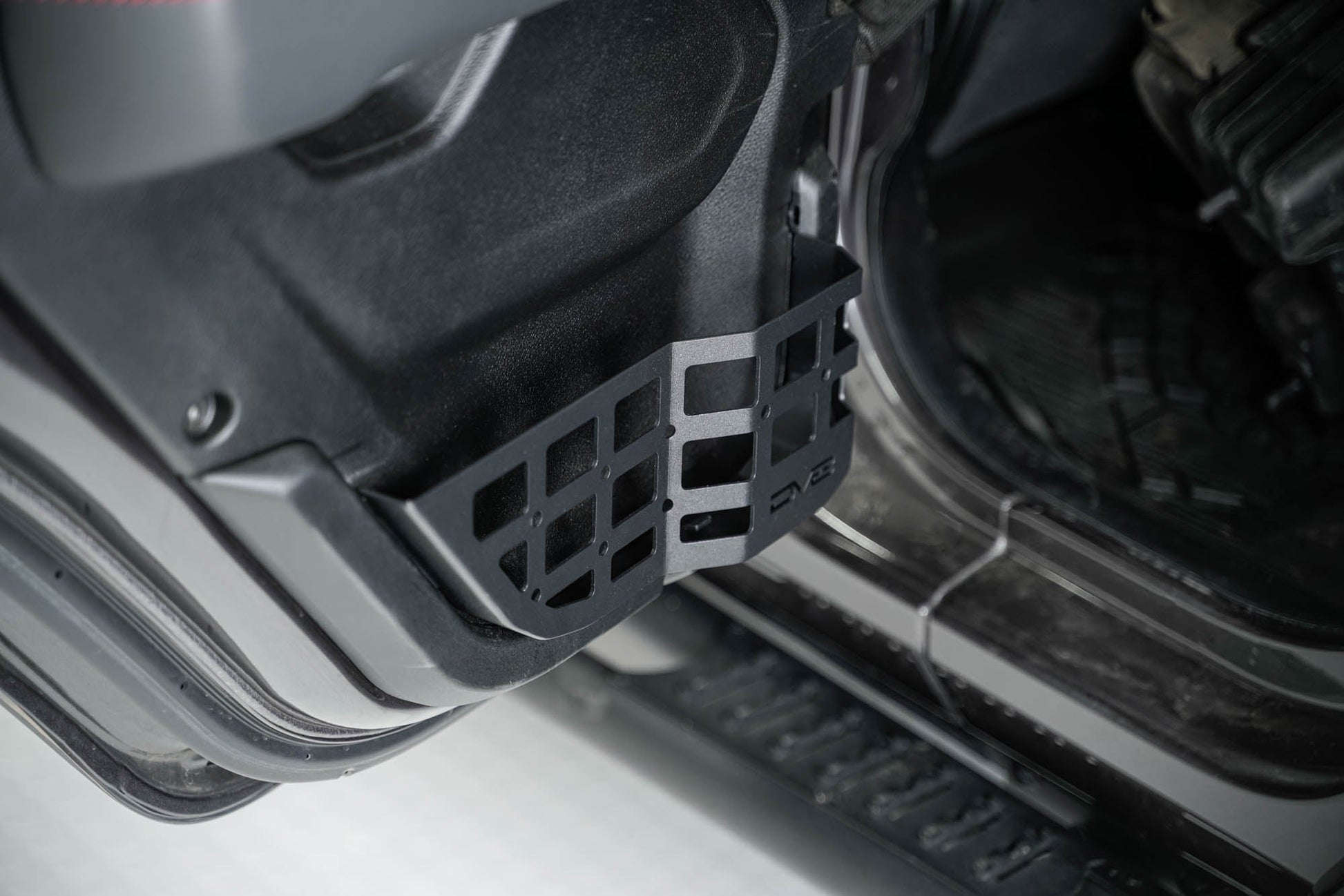 Wrangler-JL-_-Gladiator-JT-Rear-Door-Pocket-Molle-Panels-Installed-07.jpg