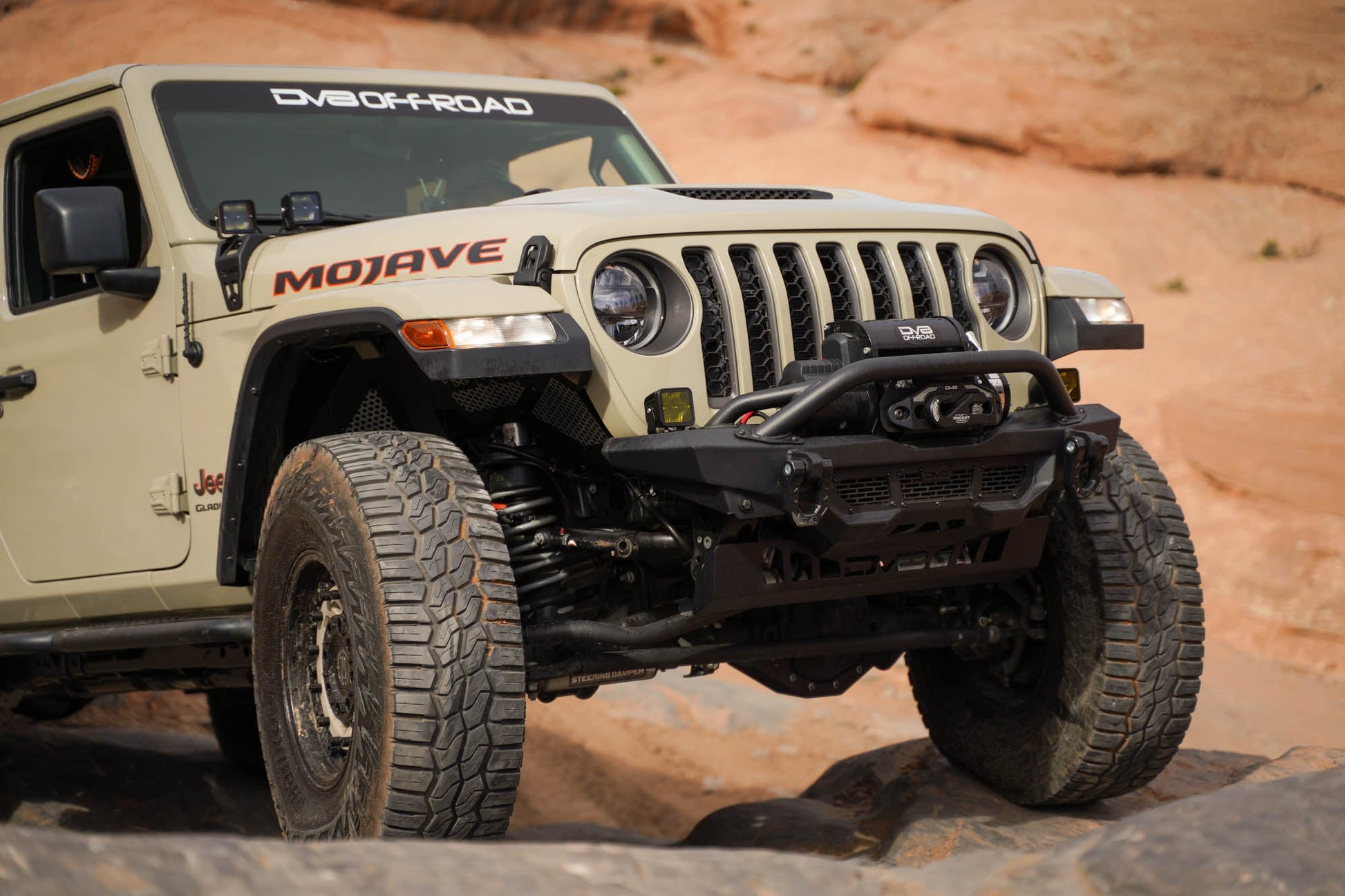 Wrangler_Gladiator-Spec-Series-Front-Bumper-Jeep-Safari-1.jpg