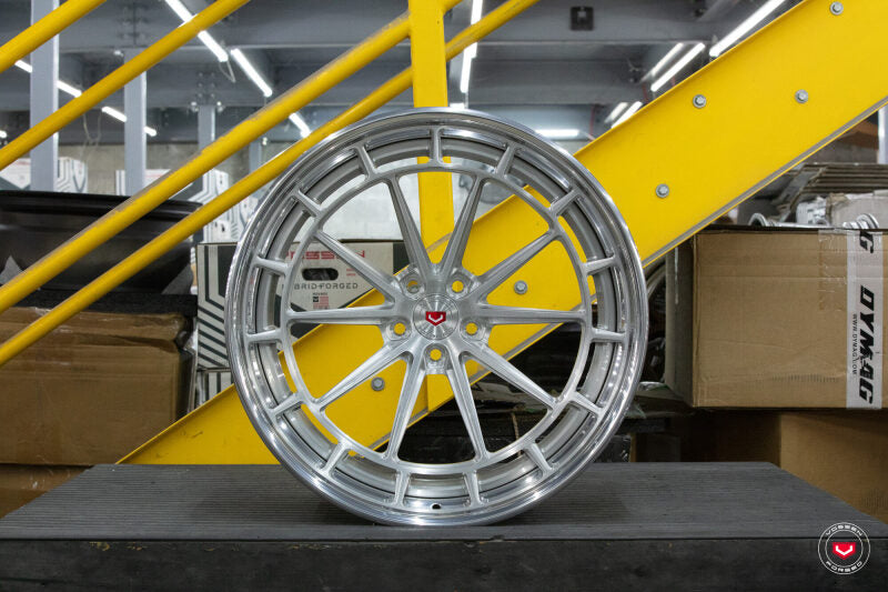 Vossen LC3-04 3pc Wheel | 22x11 | +40mm Rear | 5x130 Bolt Pattern - Brushed Ctr / Polish Lip