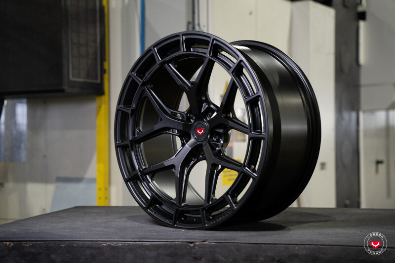 Vossen LC3-01 Wheel | 5x112 Bolt Pattern - Satin Black / 22x10 / +22mm Front