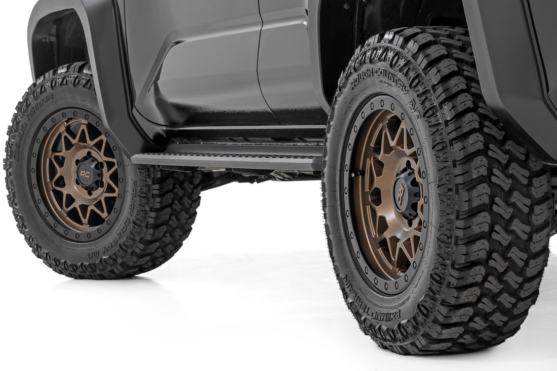 Rough Country 78 Series Wheel | Simulated Beadlock | 8x170 Bolt Pattern
